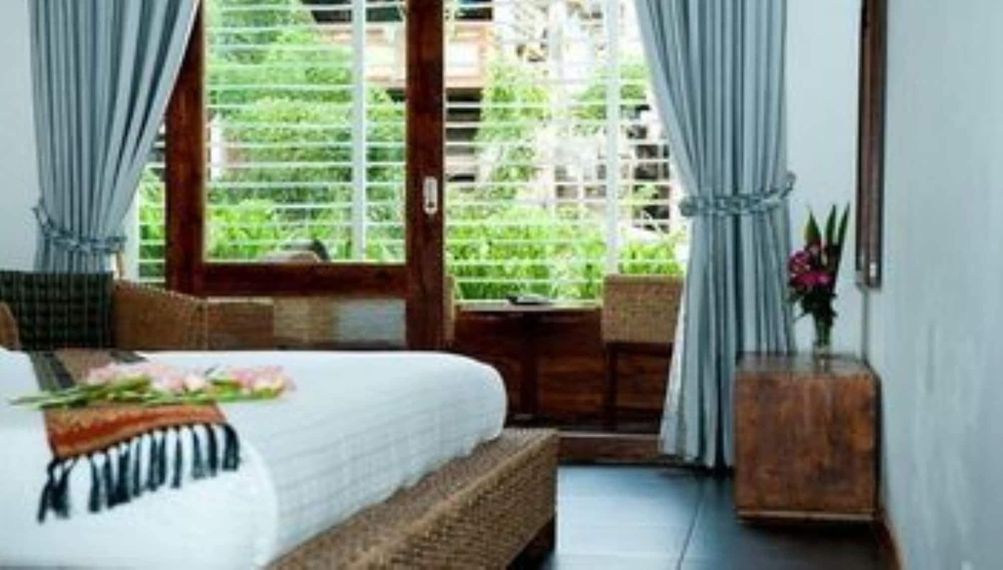 פנום פן Monsoon Riverside Hotel מראה חיצוני תמונה